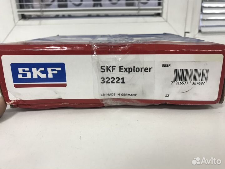 Продам подшипник SKF 32221