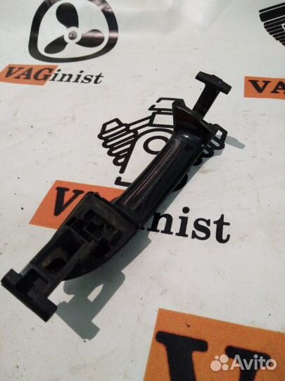 Ручка двери внешняя правая Vw Passat CC 3.6 2008