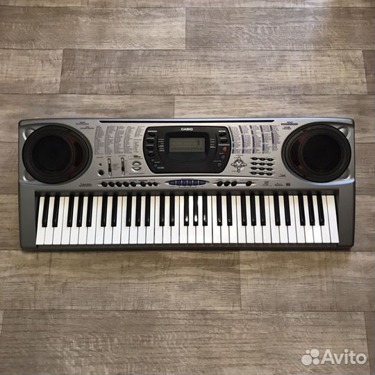 Синтезатор Casio