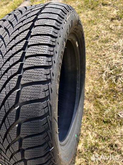 Goodyear UltraGrip Ice 2 225/55 R17 101T