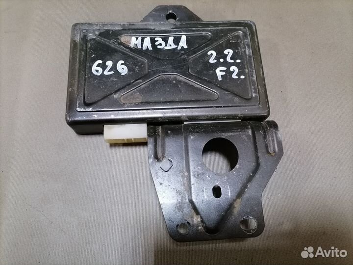 Блок управления ABS Mazda 626 F2 G35067650 1987-95