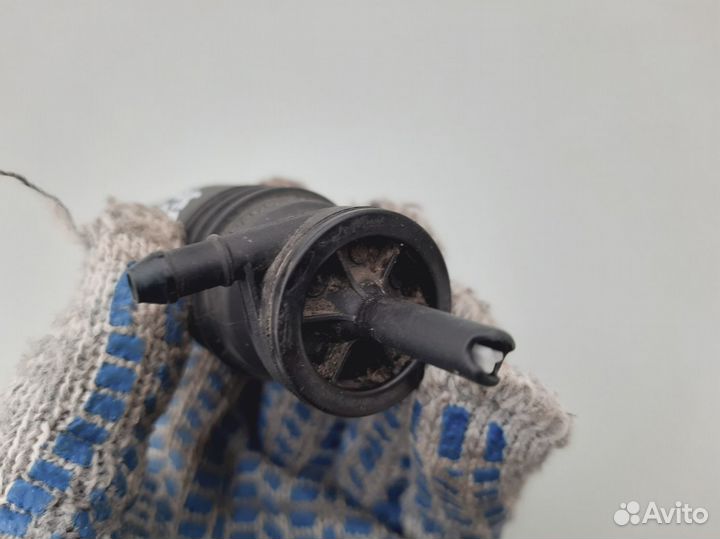 Насос омывателя лобового стекла Skoda Fabia