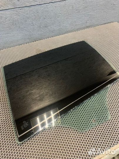 Стекло двери заднее левое Bmw 550Ix F10 N63 2010