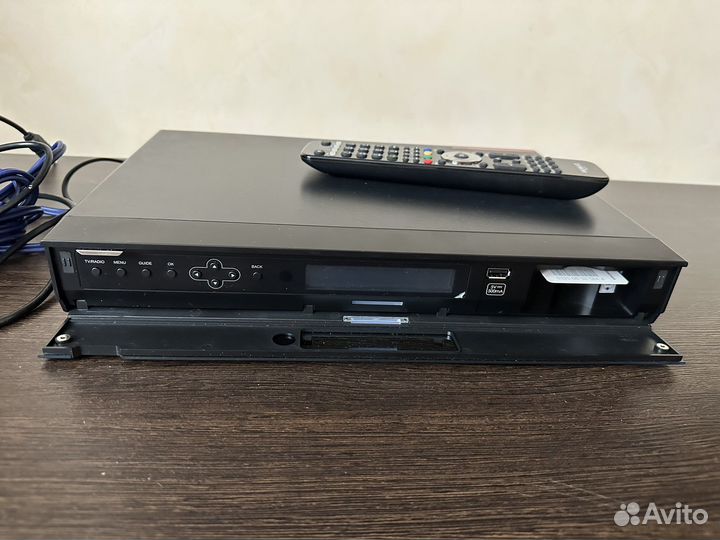 Ресивер humax vhdr 3000s