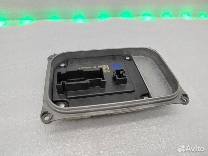 Блок розжига ксенона Mercedes-Benz C-Класс