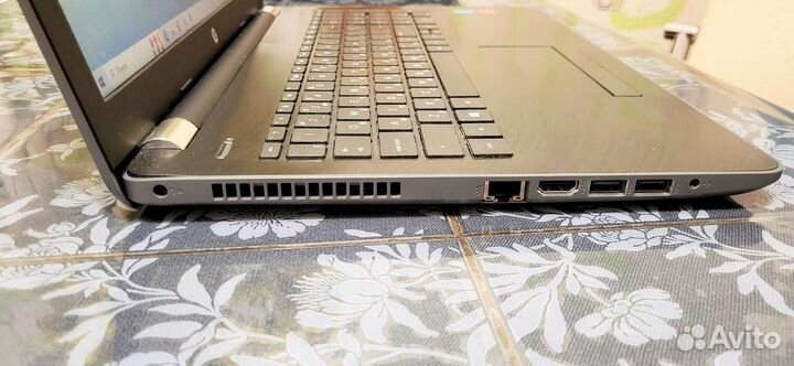 Ноутбук HP tpn c129