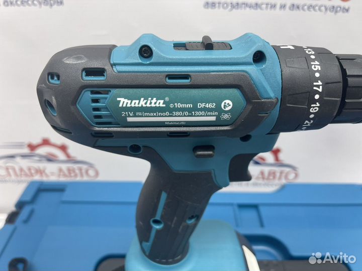 Набор аккумуляторных инструментов 4 в 1 Makita