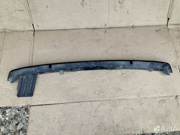 Накладка заднего бампера Highlander III 2013-2016