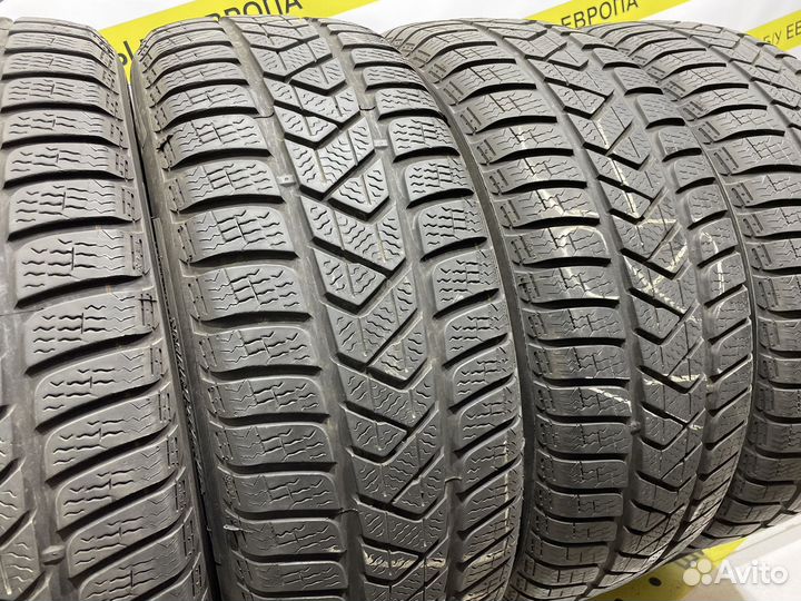 Pirelli Winter Sottozero 3 215/60 R16 100R