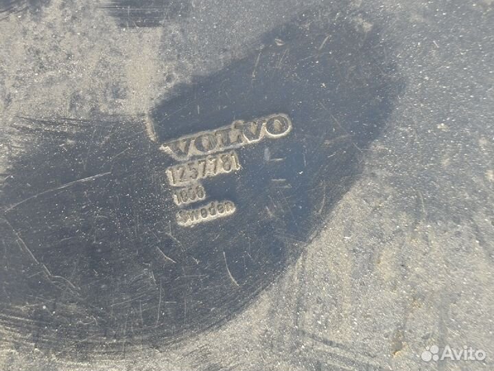 Корпус воздушного фильтра vоlvo 760 вольво 760