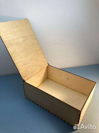 Коробка подарочная из фанеры высшего сорта