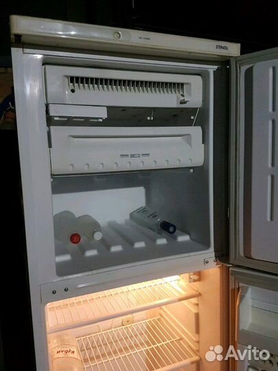 Холодильник Stinol