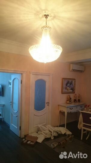 Хрустальная люстра