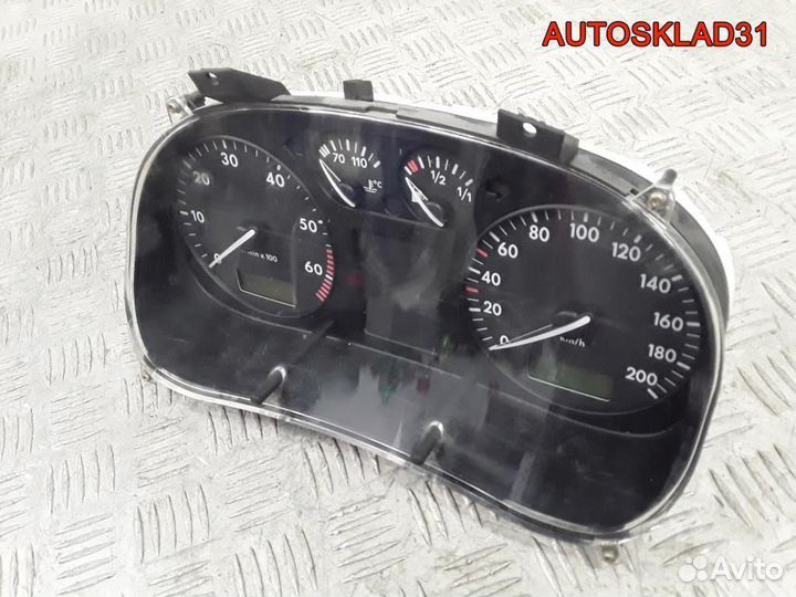 Панель приборов VW Polo 6N0919860T бензин