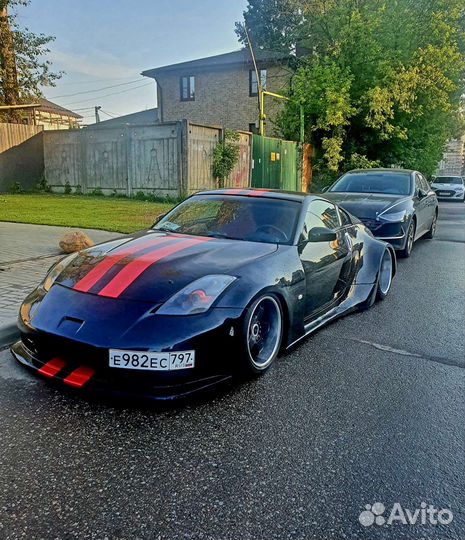 Бампер передний Nissan 350z z33