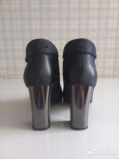 Ботильоны женские 37 размер нат.кожа фирма carnaby