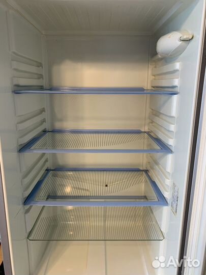 Холодильник indesit