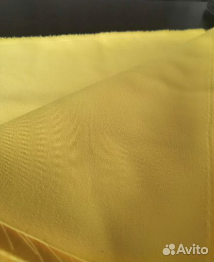 Отрезы ткани разные