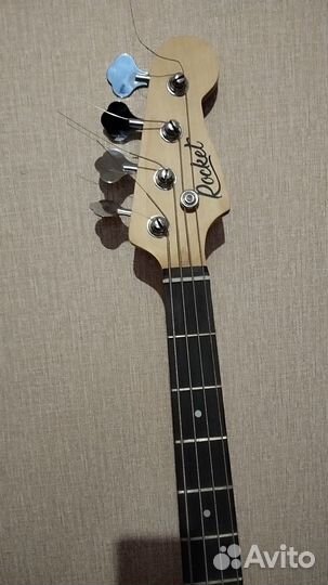 Гитара бас