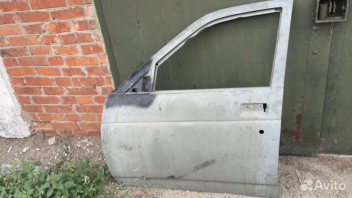 Дверь приора универсал задняя левая
