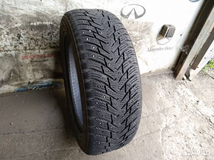 Nokian Tyres Hakkapeliitta 8 185/60 R15 88T