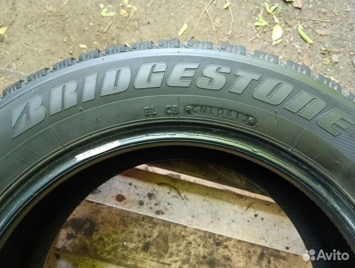 Bridgestone Ice Cruiser 7000 195/60 R15 88T