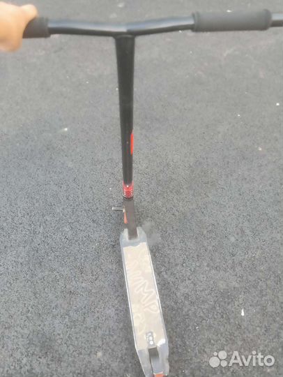 Трюковой самокат