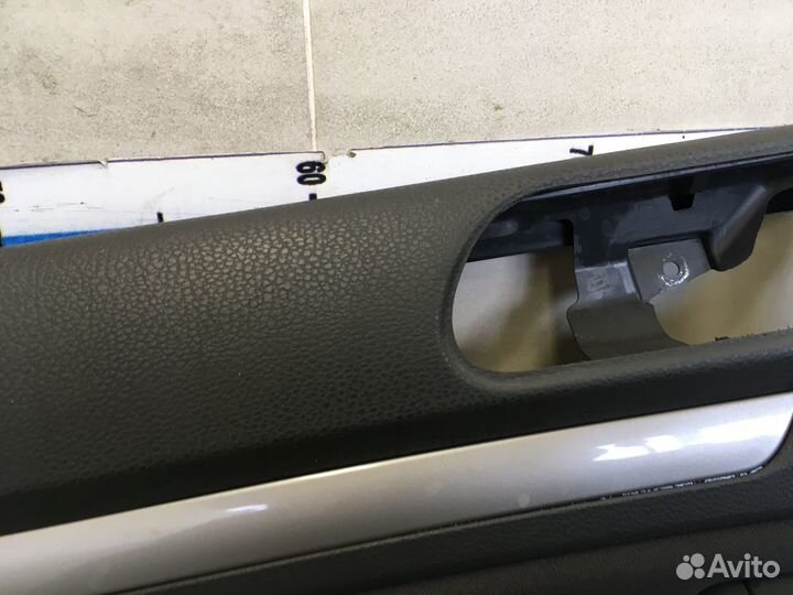 Обшивка двери задней левой Jetta 2006-2011