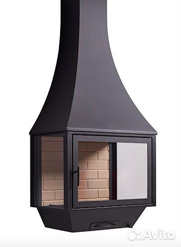 Камин пристенный подвесной на дровах