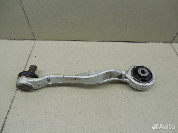 Рычаг передний верхний правый задний Passat B5 200