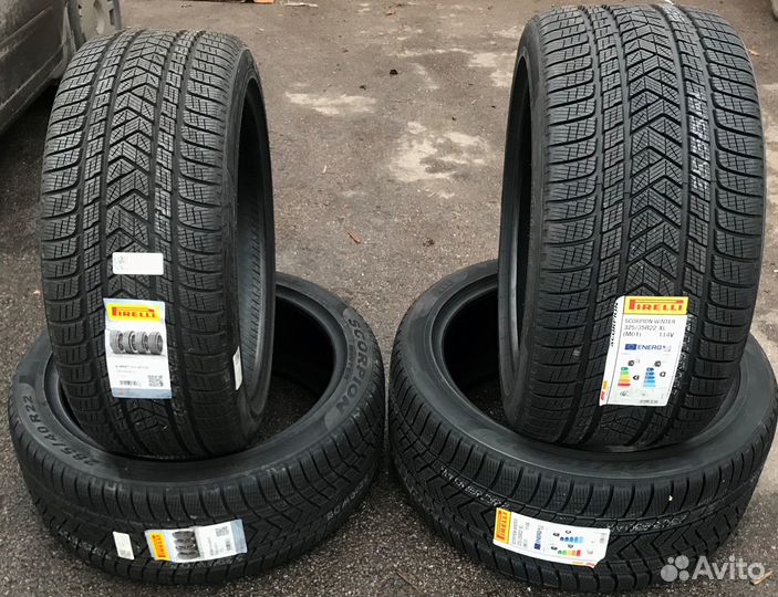 Pirelli Scorpion Winter 285/40 R22 и 325/35 R22