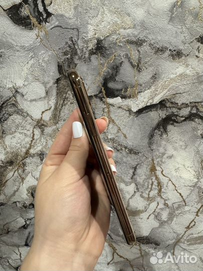 iPhone Xs, 64 ГБ