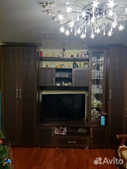 Стенка в гостиную бу