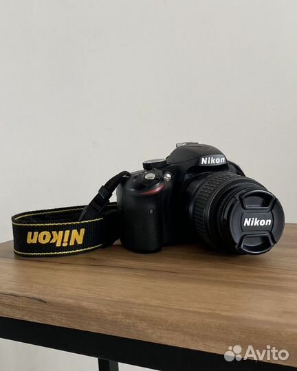 Зеркальный фотоаппарат Nikon D3200