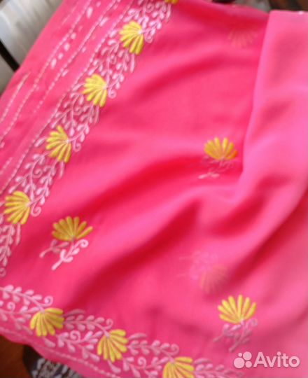 Шифоновая ткань сари