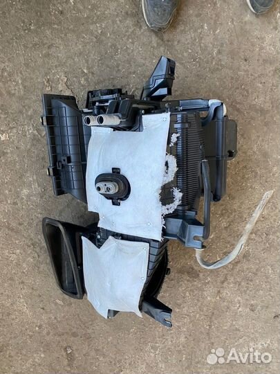 Корпус отопителя Kia Rio III