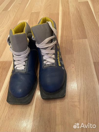 Лыжные ботинки spine cross