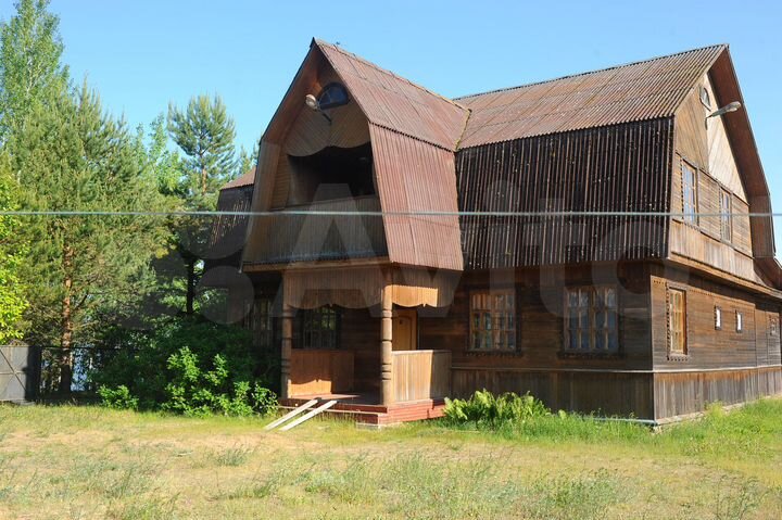 Дом 219,7 м² на участке 25 сот.