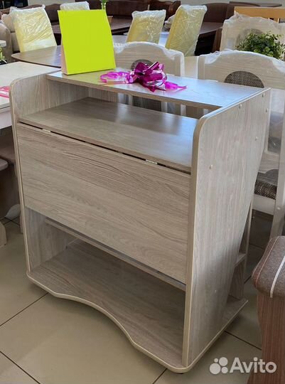 Продам компьютерный стол