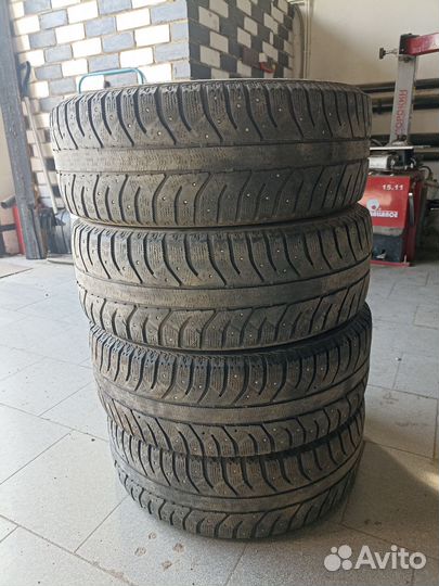 Bridgestone Ice Cruiser 7000 5.40/60 R16