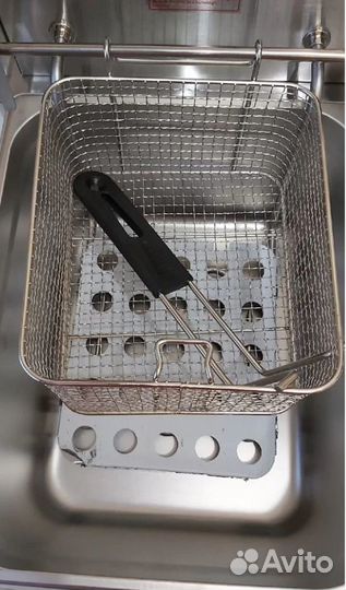 Фритюрница, новая, 6 литров