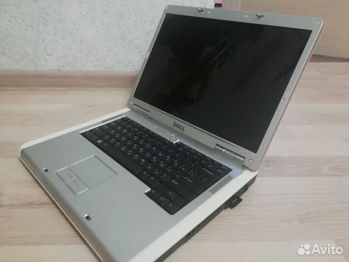 Ноутбук dell inspiron 1501