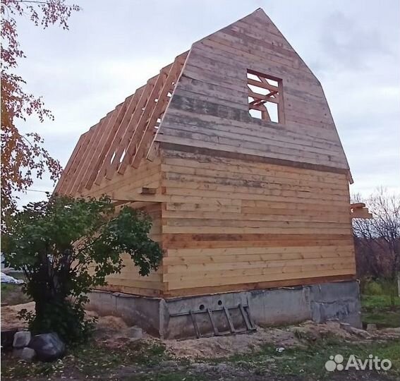 Дом из бруса 6х8м с крыльцом, под усадку