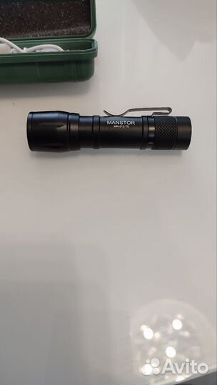 Фонарик аккумуляторный