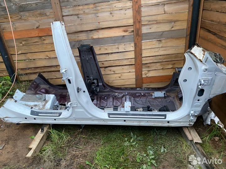 Порог кузовной правый Nissan Teana L33 VQ35DE