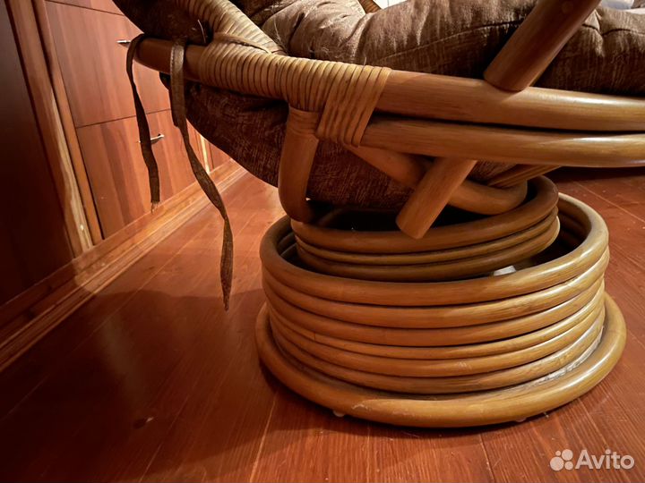 Кресло-качалка вращающееся Double Pole (Дабл Поул)