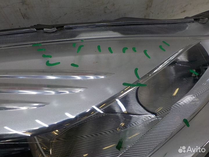 Фара правая на Ford Kuga