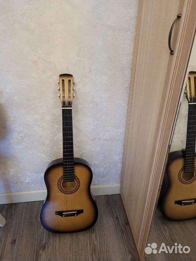 Классическая гитара бу