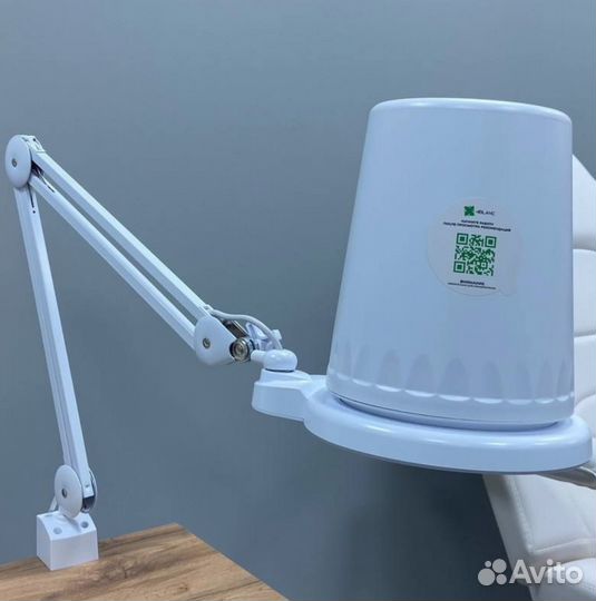 Вытяжка 4blanc Alize на струбцине для маникюра