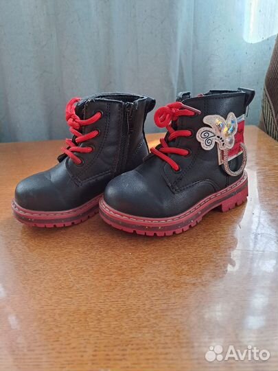 Ботинки на девочку